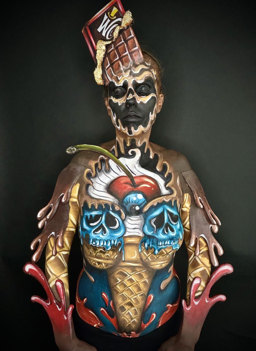 Discipline Body Painting