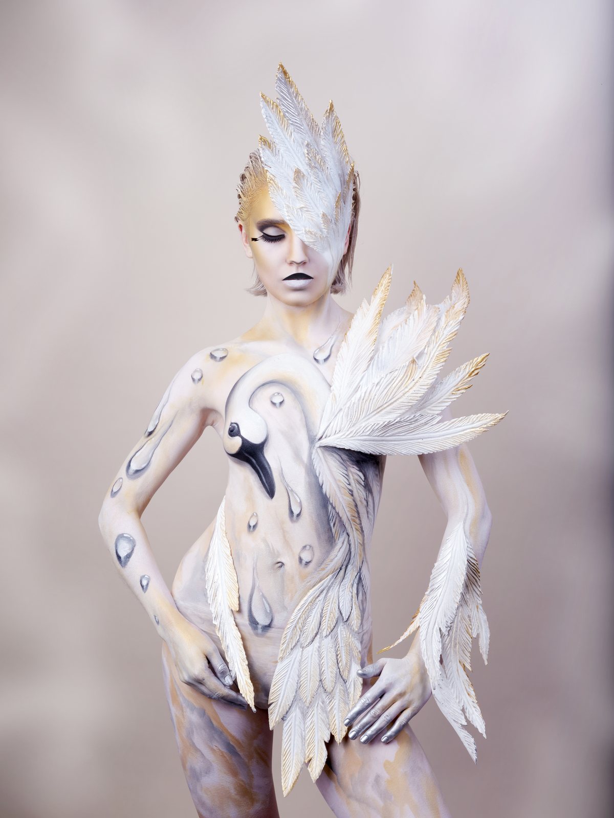 Création de body painting présentée aux Championnats — Académie Annick Cayot